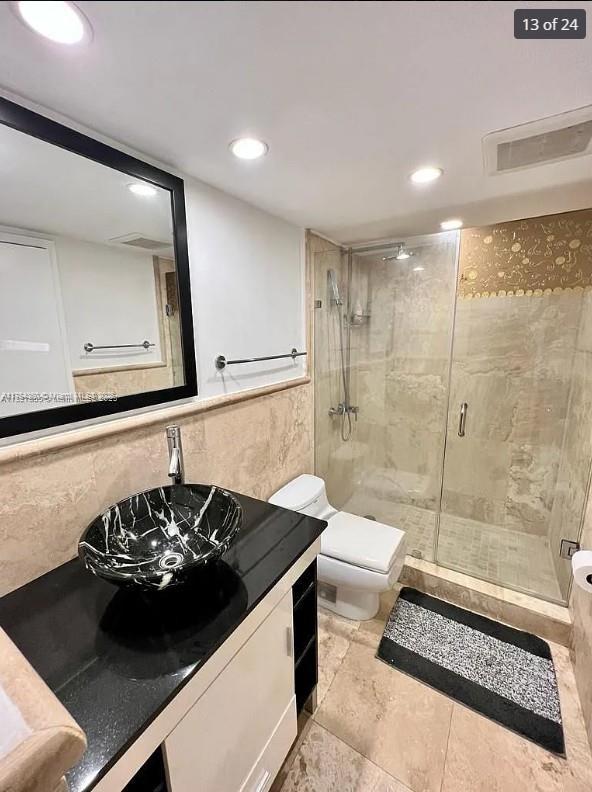 PARKER PLAZA CONDO ESTATE - Residential