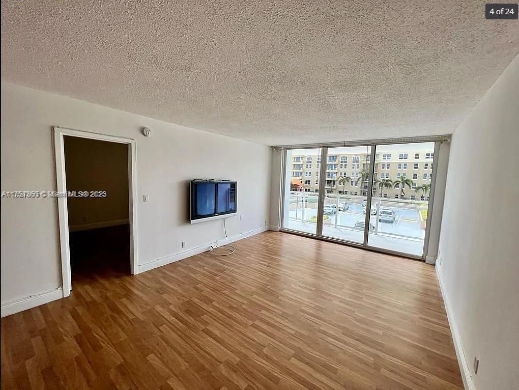 PARKER PLAZA CONDO ESTATE - Residential