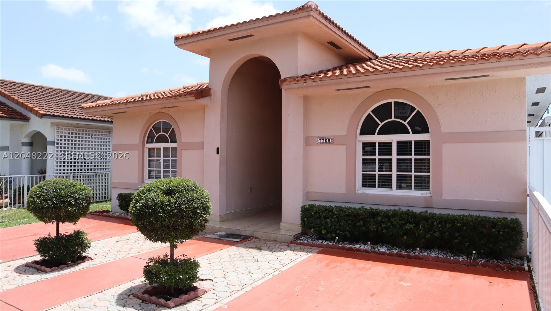 Discover this charming single-family home featuring 3 bedrooms and 2 bathrooms, located in a quiet and convenient area, ideal for those seeking comfort, functionality, and quality of life. The home offers a well-designed layout that maximizes every space, creating a sense of openness and harmony throughout.
Enjoy the freedom of NO HOA, providing flexibility and fewer restrictions for homeowners. The property also includes a brand-new A/C, offering enhanced comfort and energy efficiency year-round. The guest bathroom has been fully remodeled, adding a modern and refreshed touch.
Bright and inviting interior spaces flow into a functional kitchen designed for everyday living. The outdoor area provides the perfect setting for family gatherings, entertaining, or simply relaxing at the end of the day.
Conveniently located with easy access to major roads, shopping, schools, and essential services, this home is an excellent opportunity for both primary residence and investment. IMPACT WINDOWS