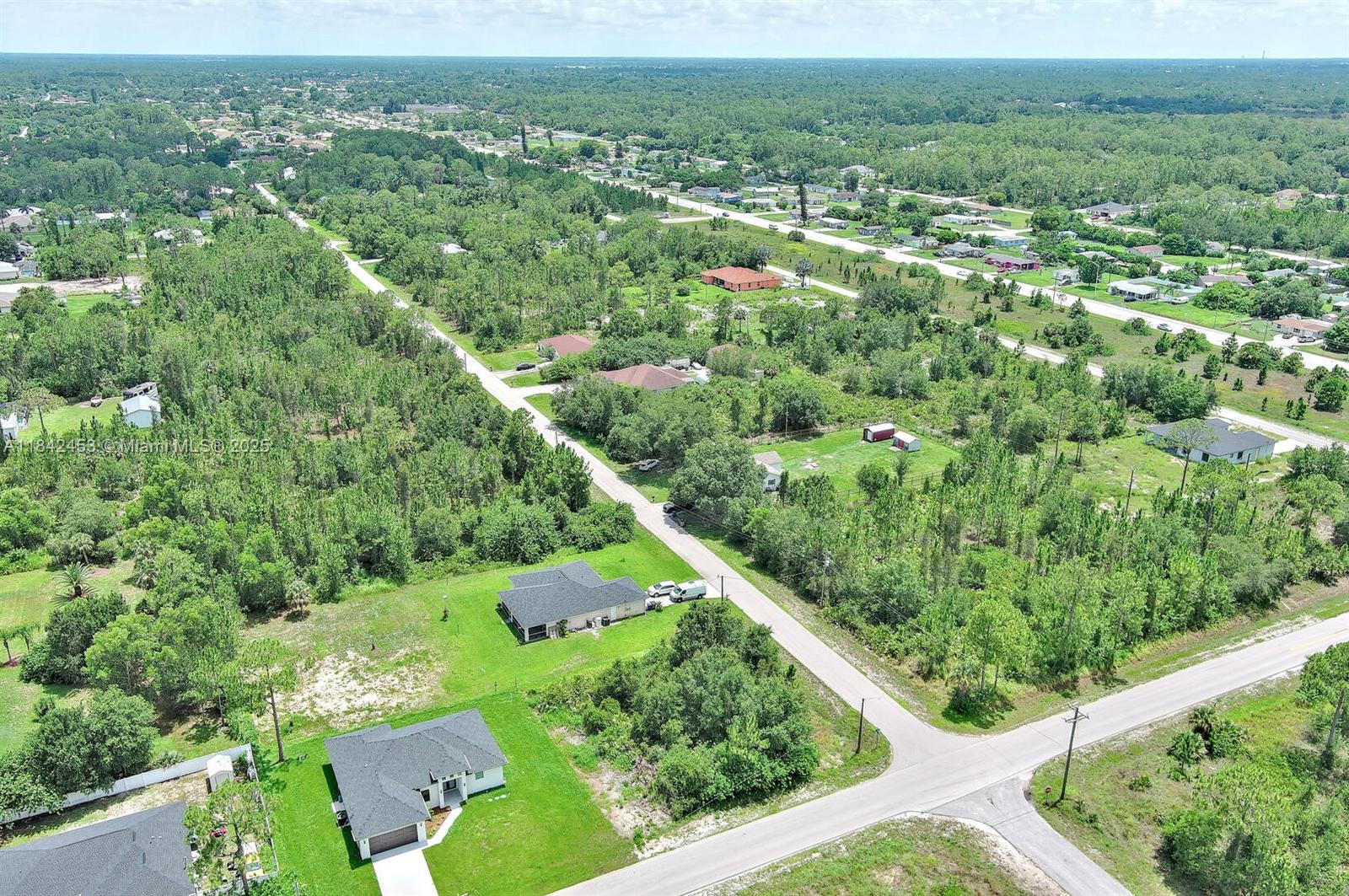 LEHIGH ACRES - Land