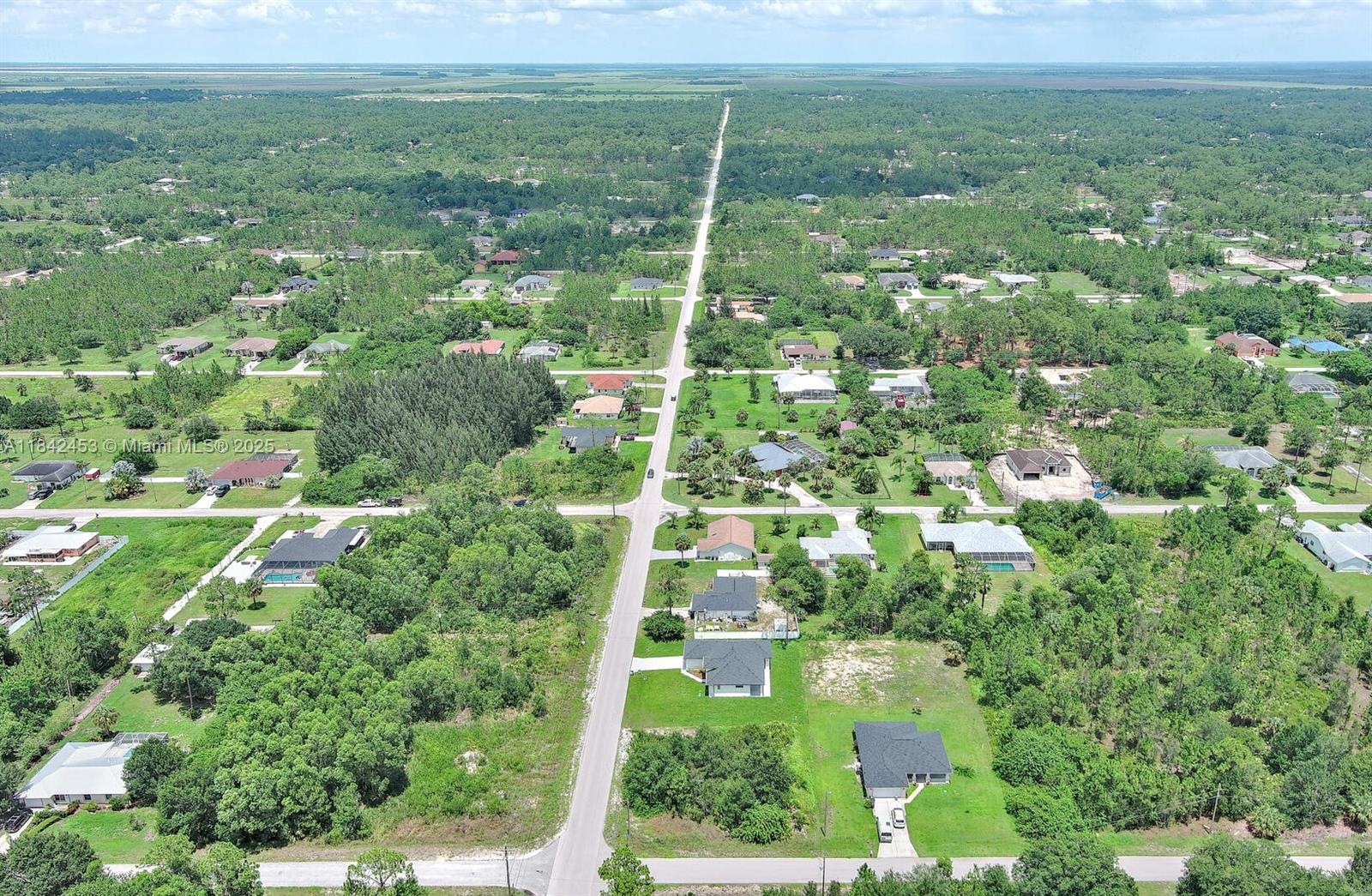 LEHIGH ACRES - Land