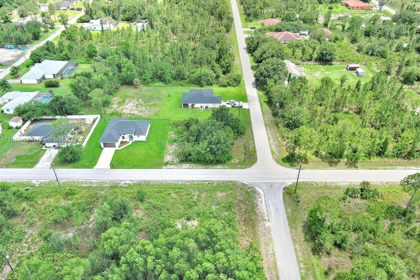LEHIGH ACRES - Land
