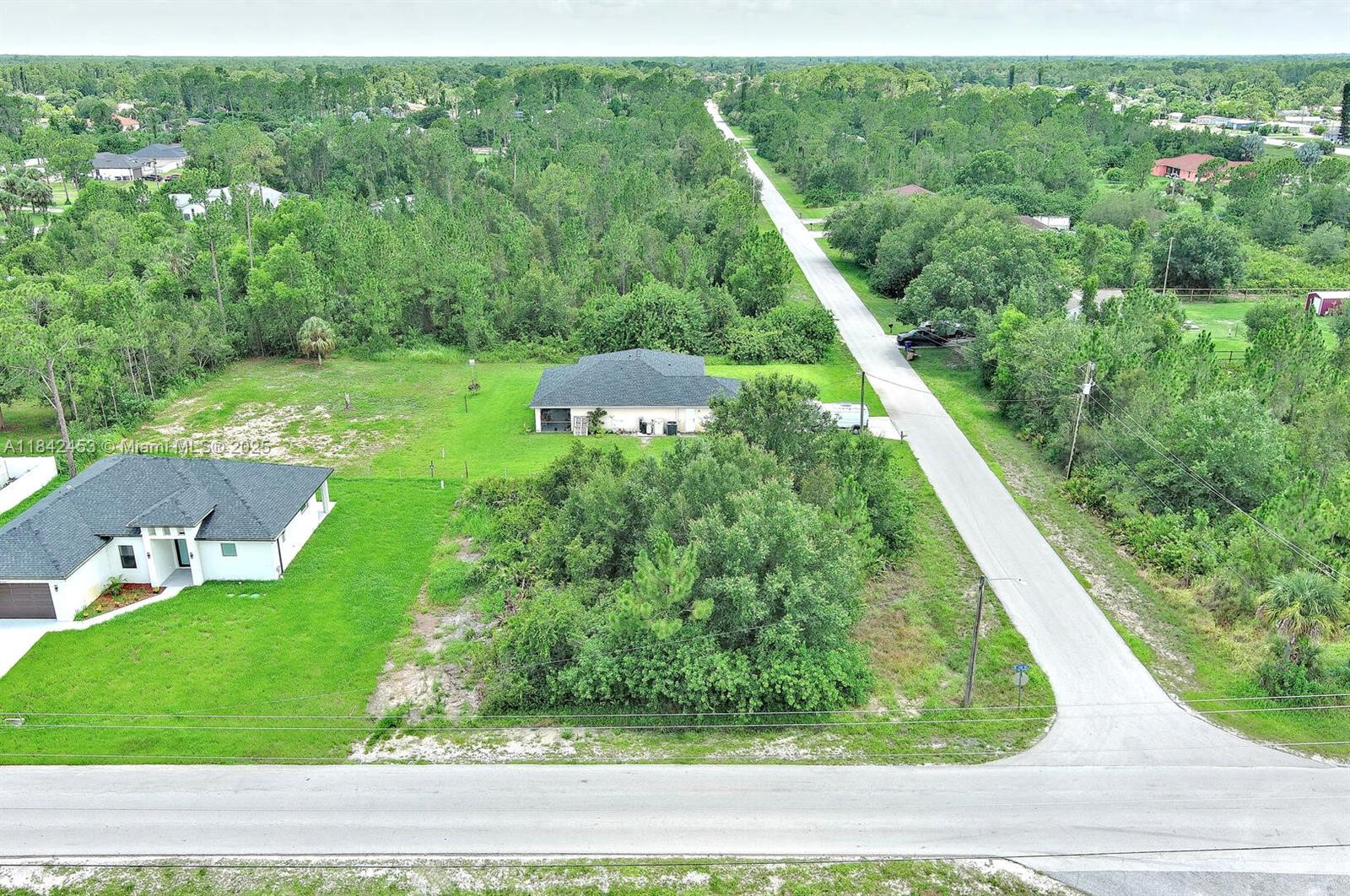 LEHIGH ACRES - Land