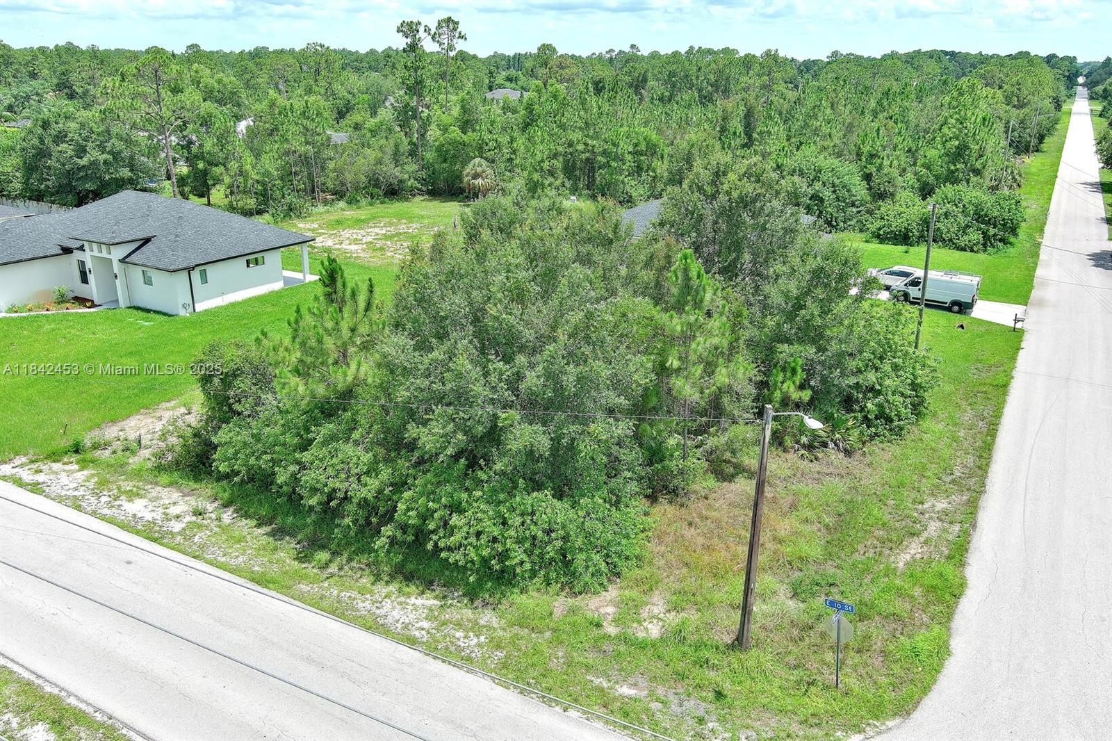 LEHIGH ACRES - Land
