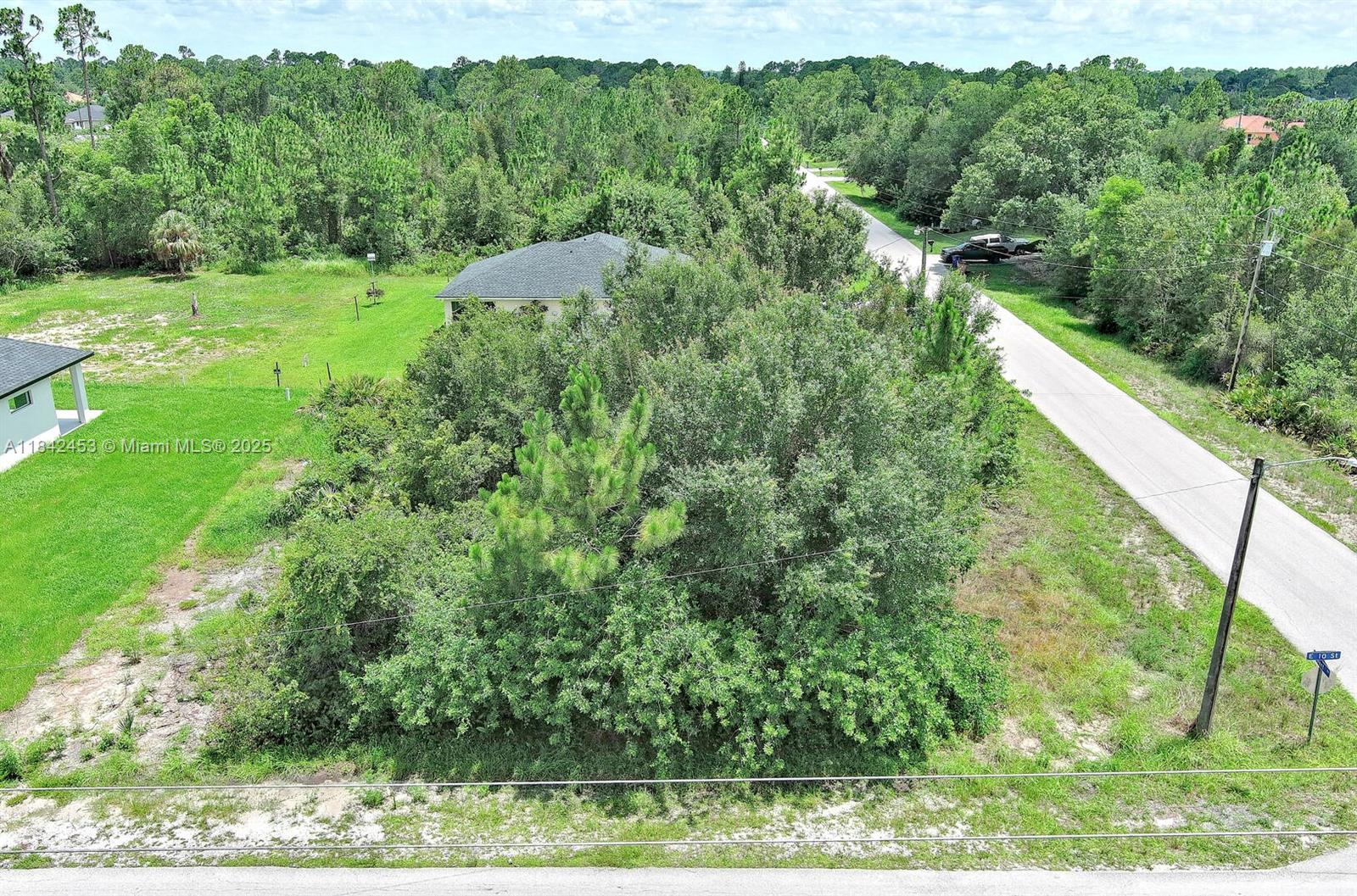 LEHIGH ACRES - Land
