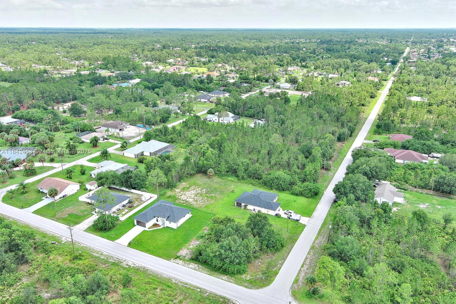 LEHIGH ACRES - Land