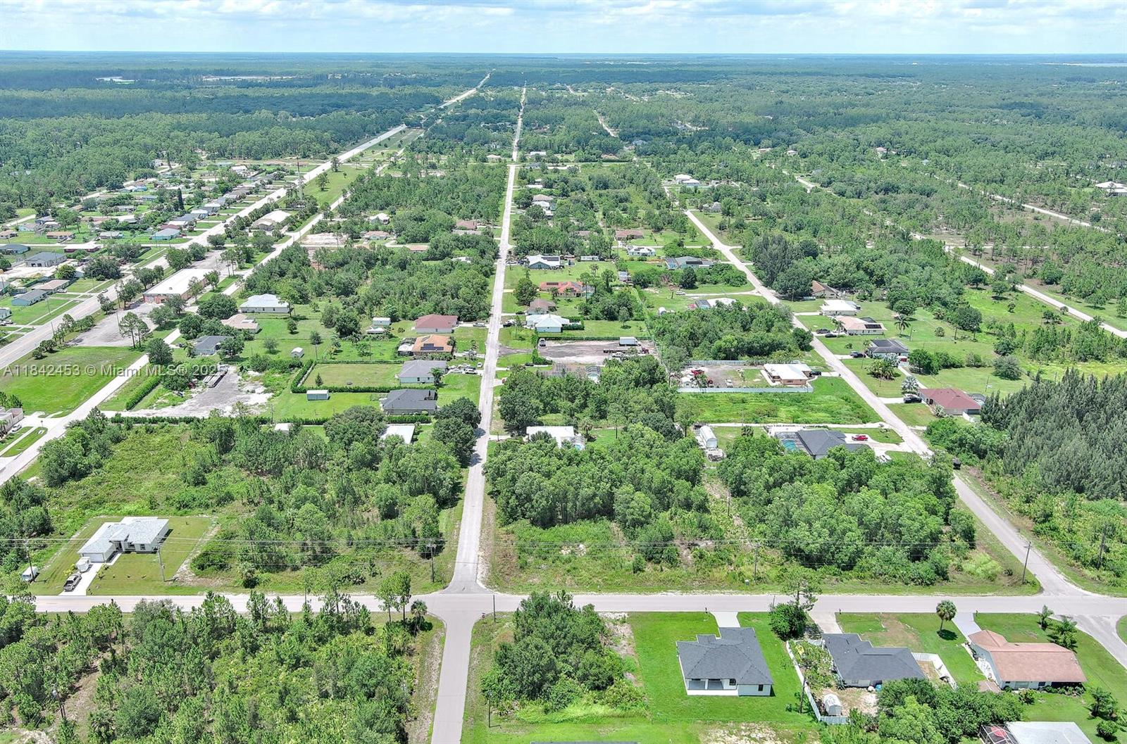 LEHIGH ACRES - Land