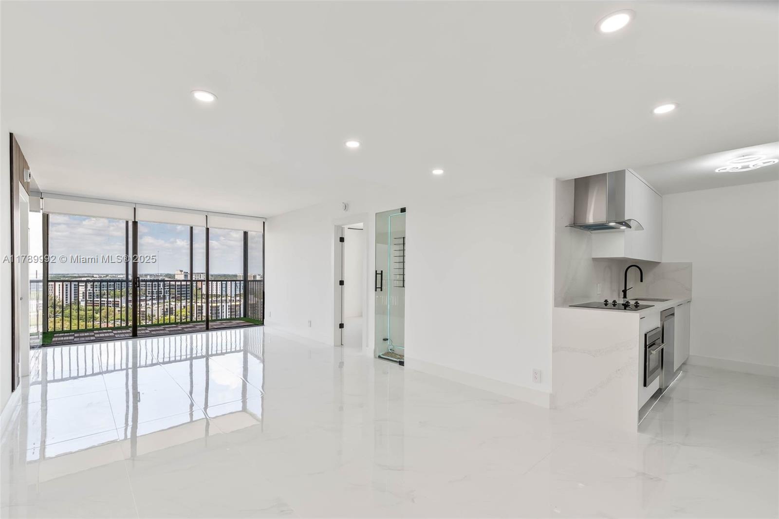CORONADO CONDO- TOWER II - Residential