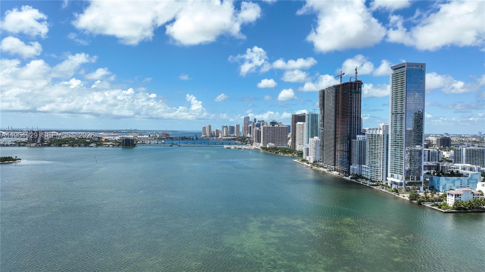 GRAN PARAISO CONDO - Residential