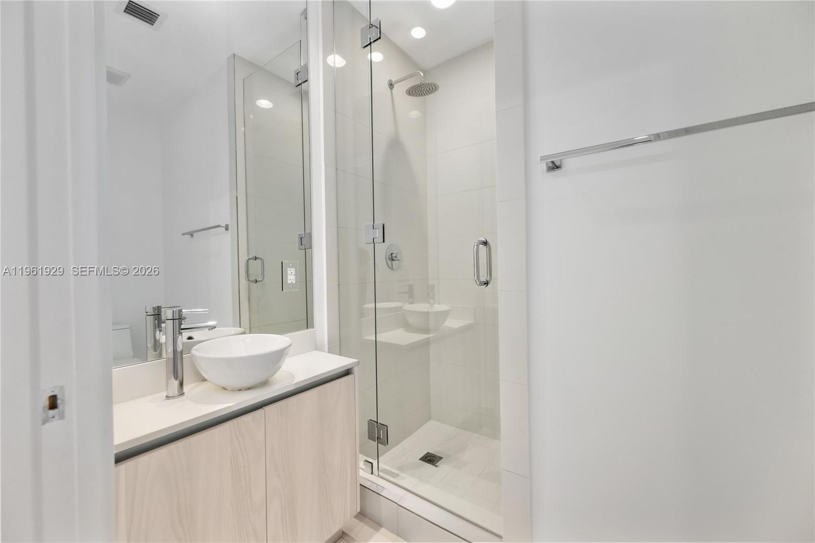 GRAN PARAISO CONDO - Residential