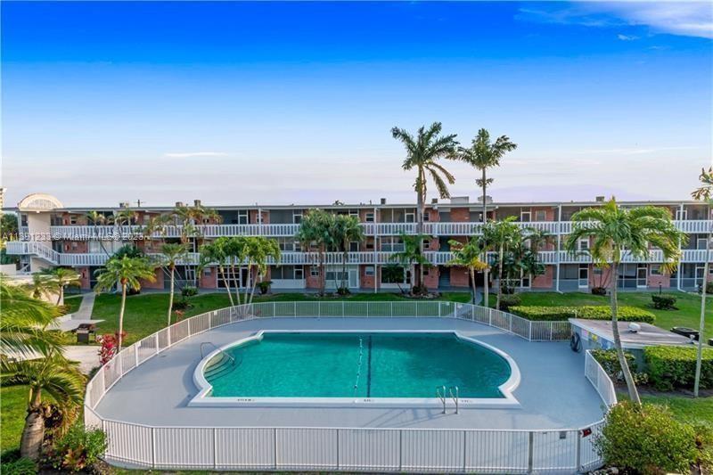 ELDORADO COUNTRY CLUB TOW - Residential Lease