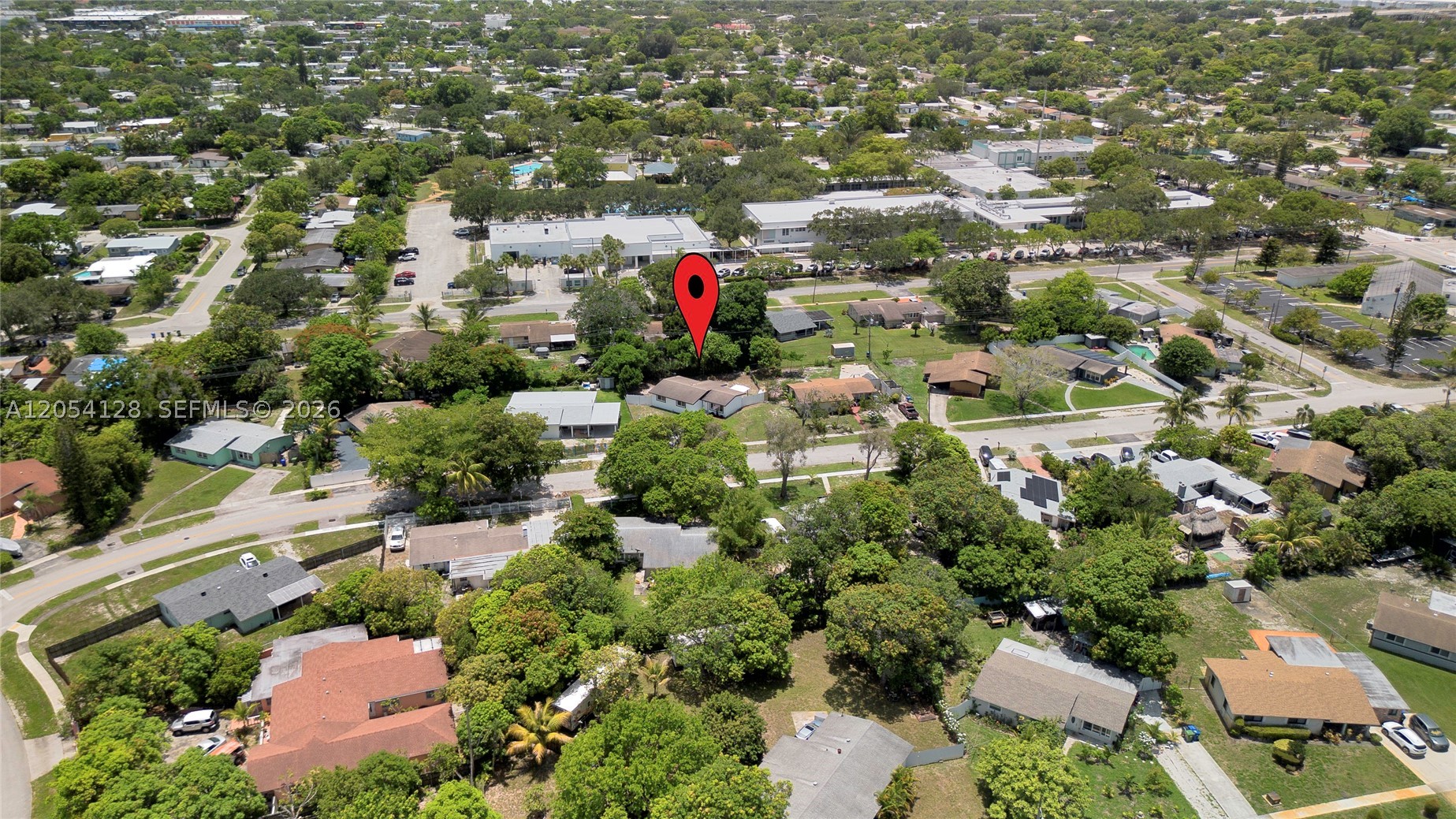 LAUDERDALE VILLAS - Residential