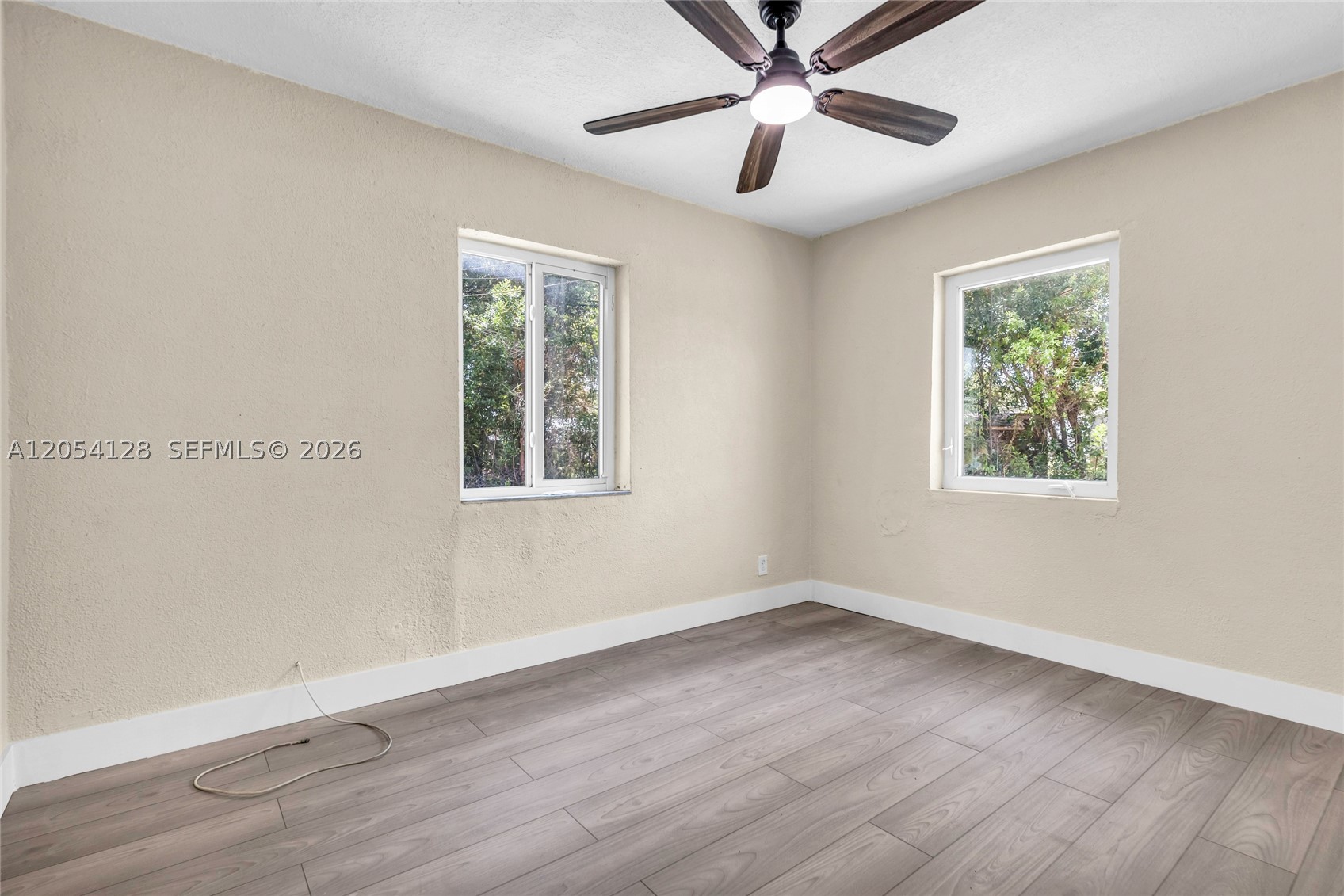 LAUDERDALE VILLAS - Residential