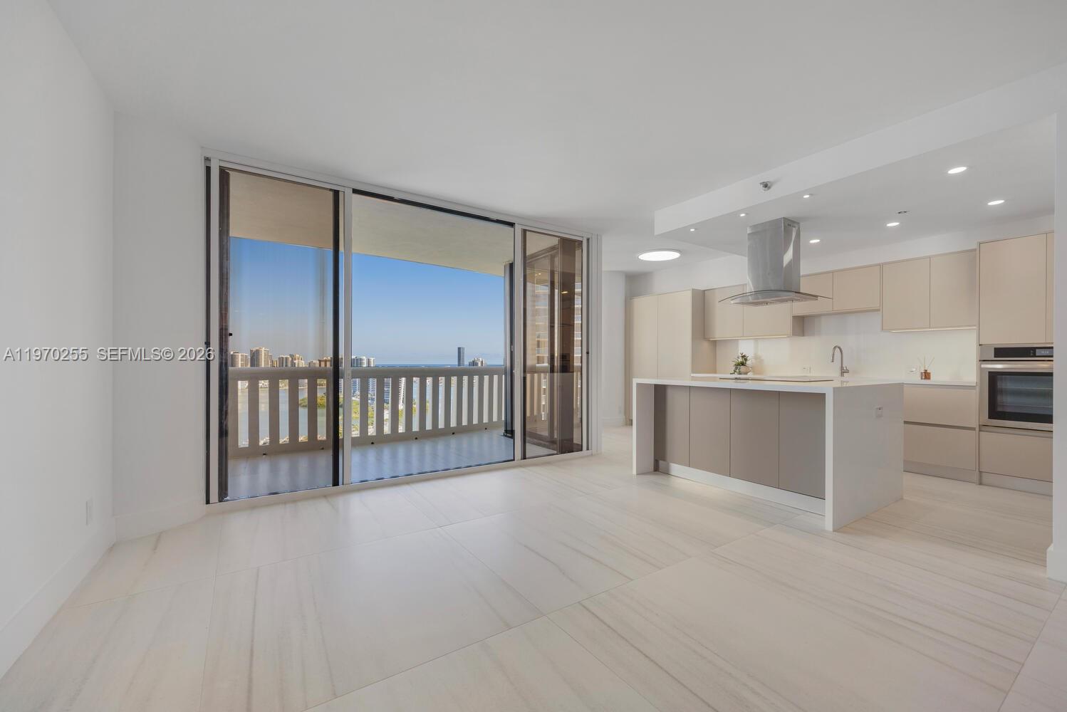 3000 ISL BLVD WILLIAMS IS - Residential