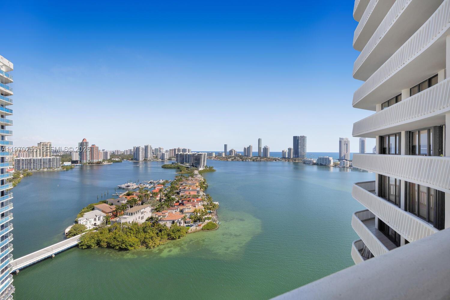 3000 ISL BLVD WILLIAMS IS - Residential