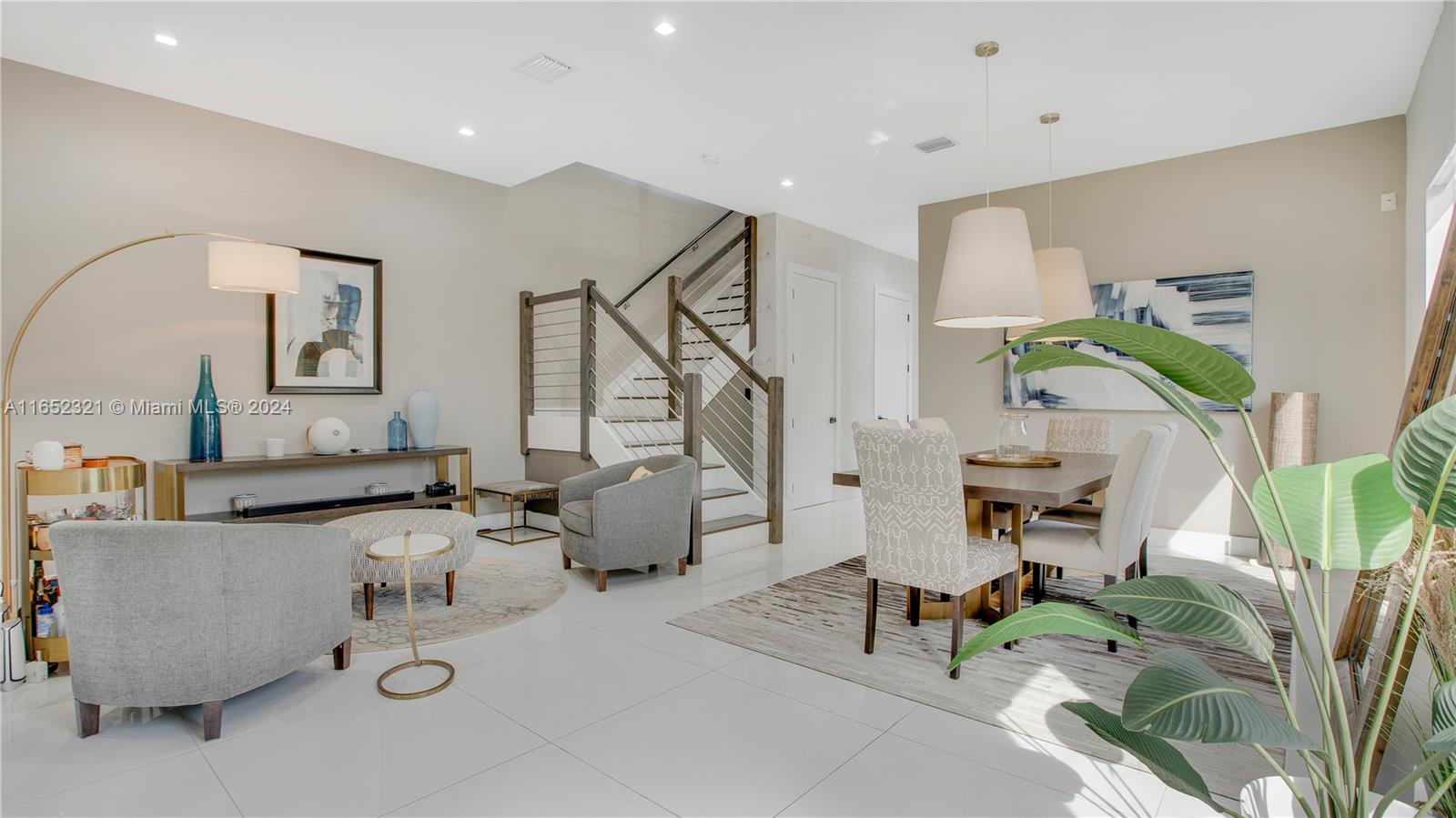 SOUTH BAY ESTATES - Residential
