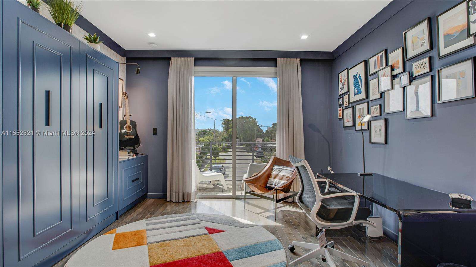 SOUTH BAY ESTATES - Residential