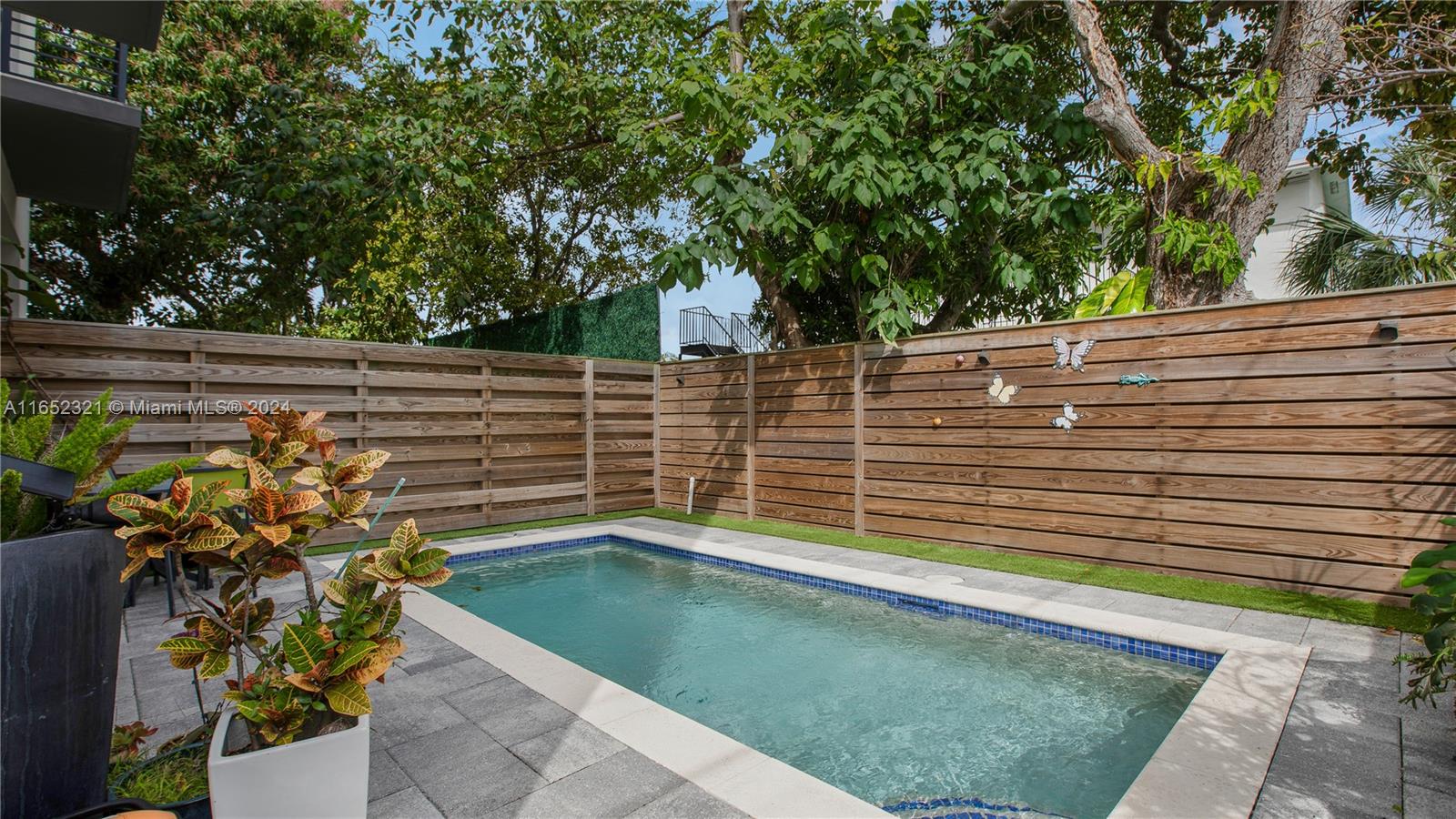 SOUTH BAY ESTATES - Residential
