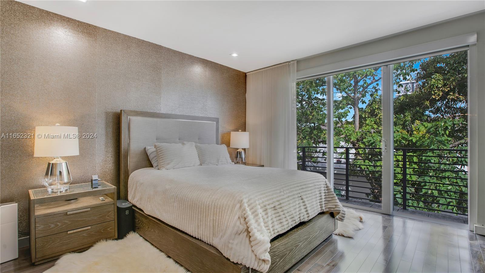 SOUTH BAY ESTATES - Residential