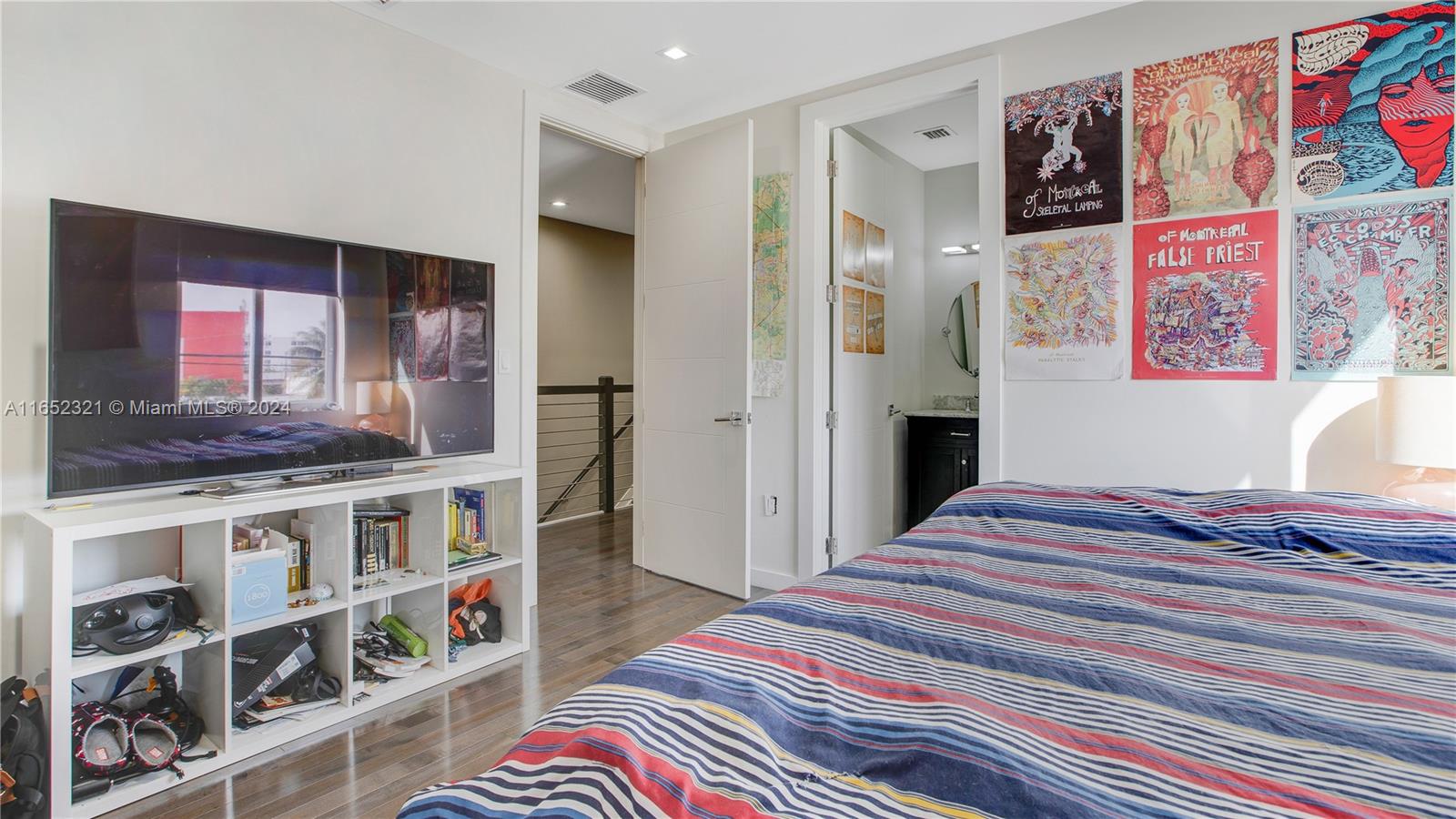 SOUTH BAY ESTATES - Residential
