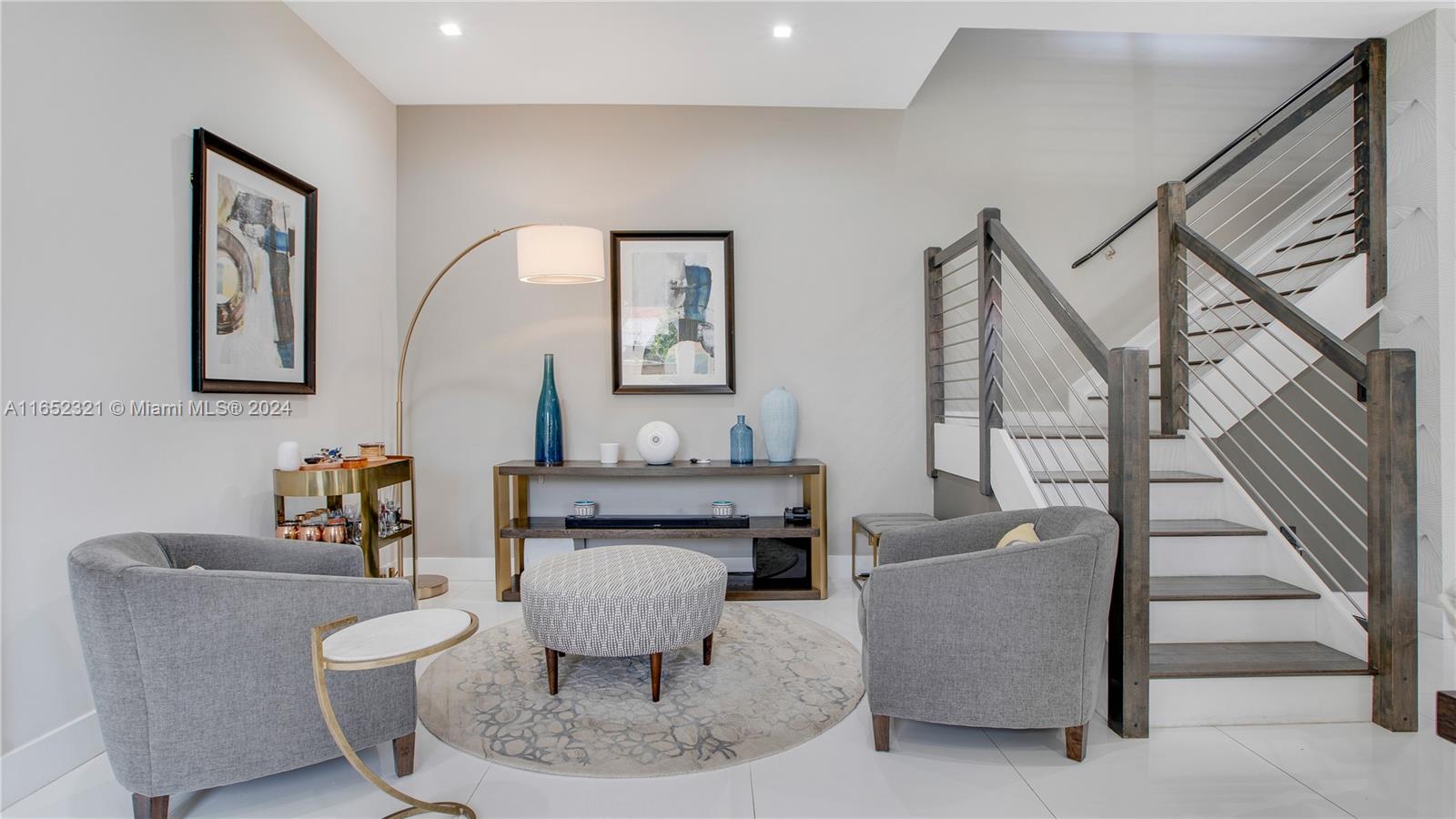 SOUTH BAY ESTATES - Residential
