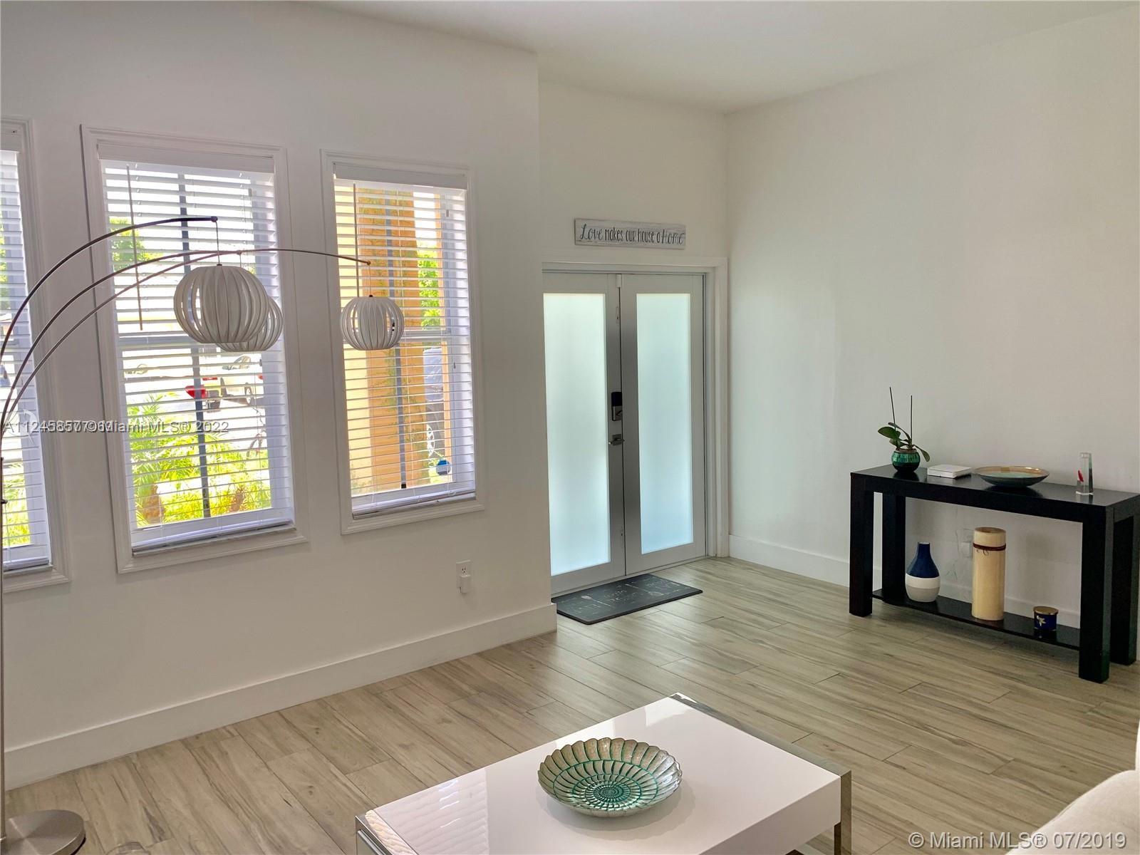 POINCIANA AT SUNSET LAKES - Residential Lease