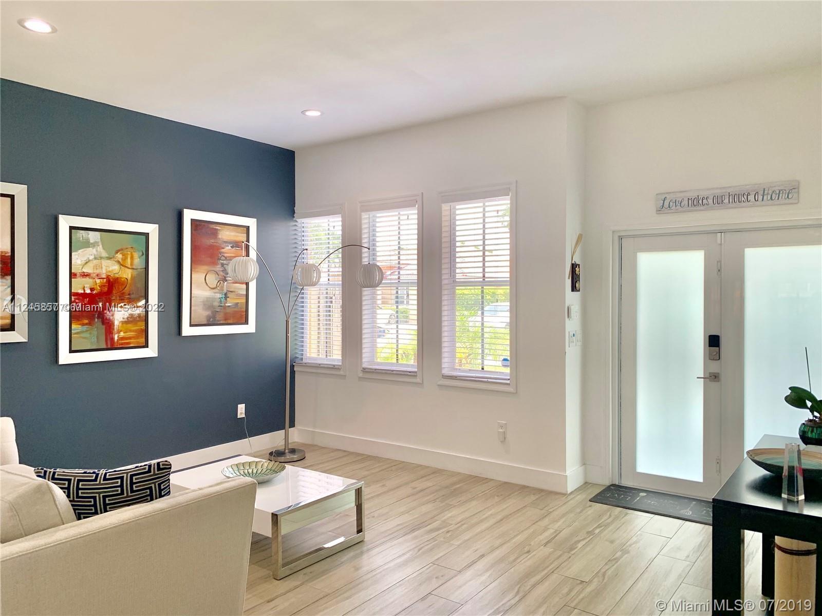 POINCIANA AT SUNSET LAKES - Residential Lease