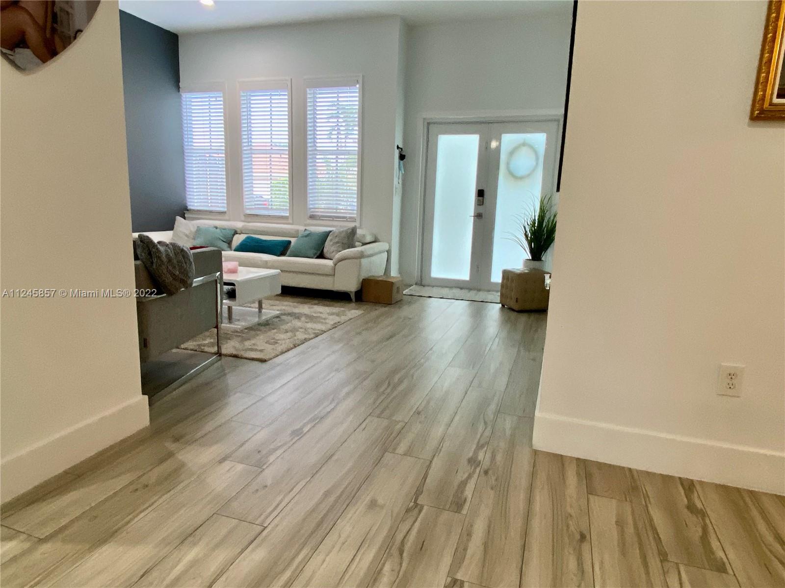 POINCIANA AT SUNSET LAKES - Residential Lease