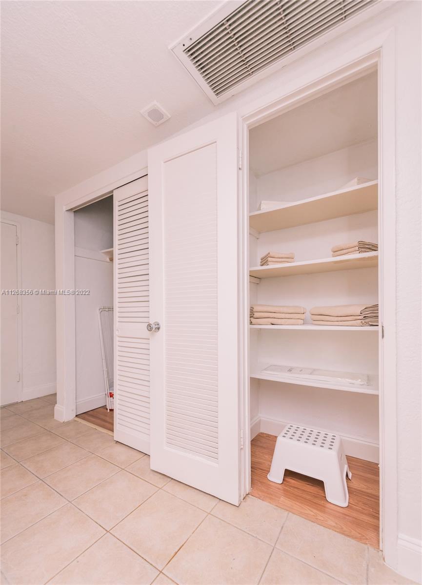 OCEANVIEW BUILDING A COND - Residential