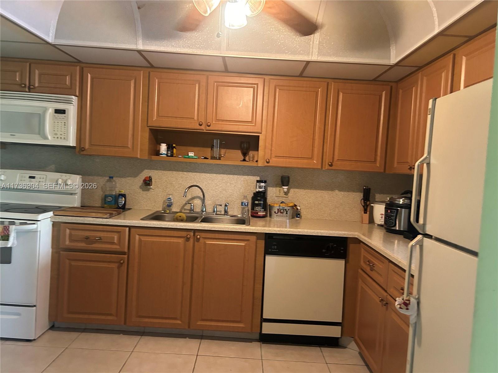 FAIRWAYS RIVIERA CONDO - Residential