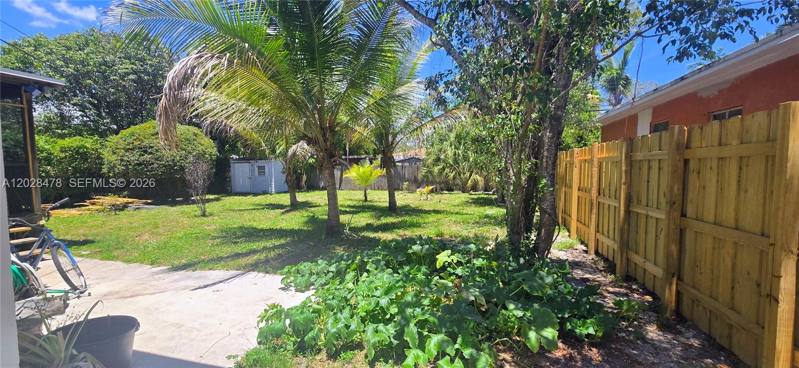 IRONS MANOR 4TH ADDN - Residential Lease