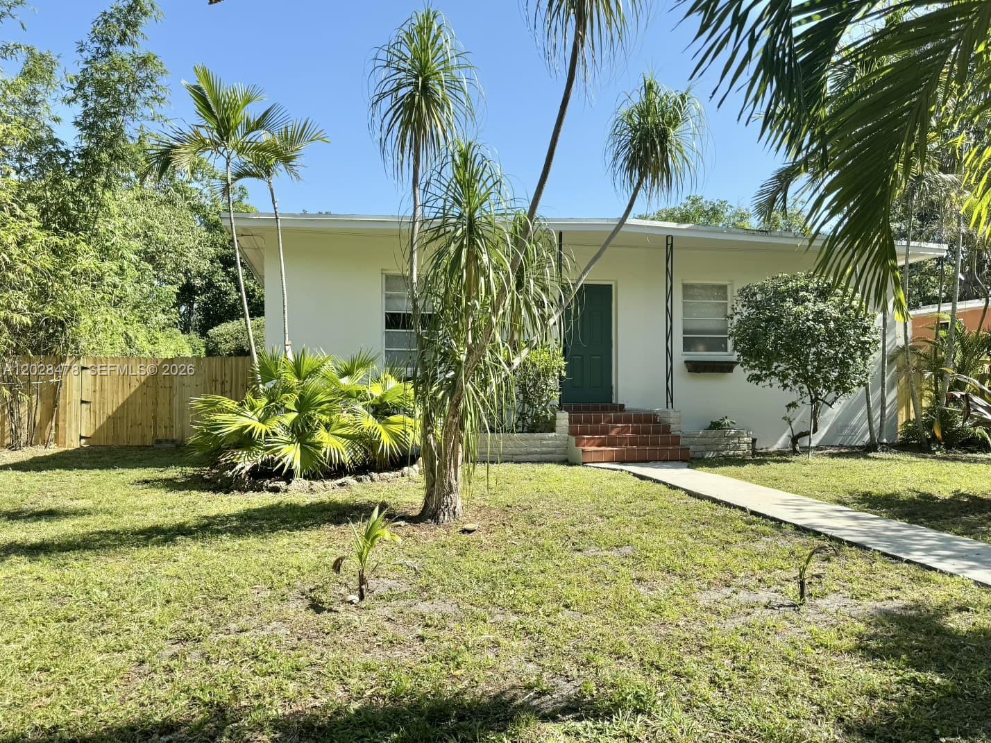 IRONS MANOR 4TH ADDN - Residential Lease