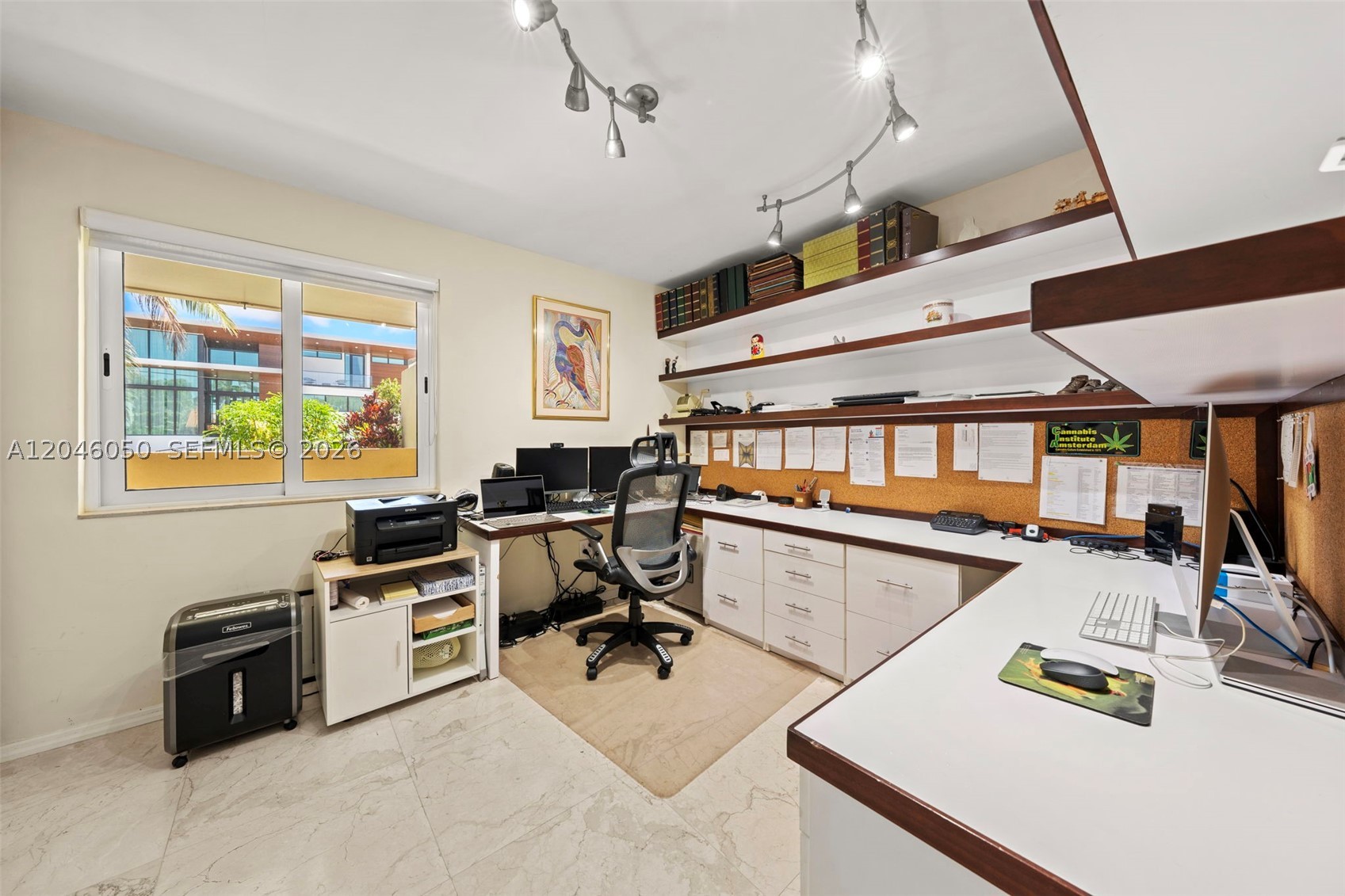 CORAL BAY SEC B - Residential