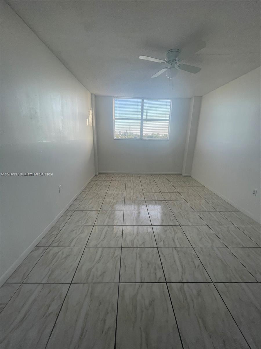 TALL TREES CONDO - Residential Lease