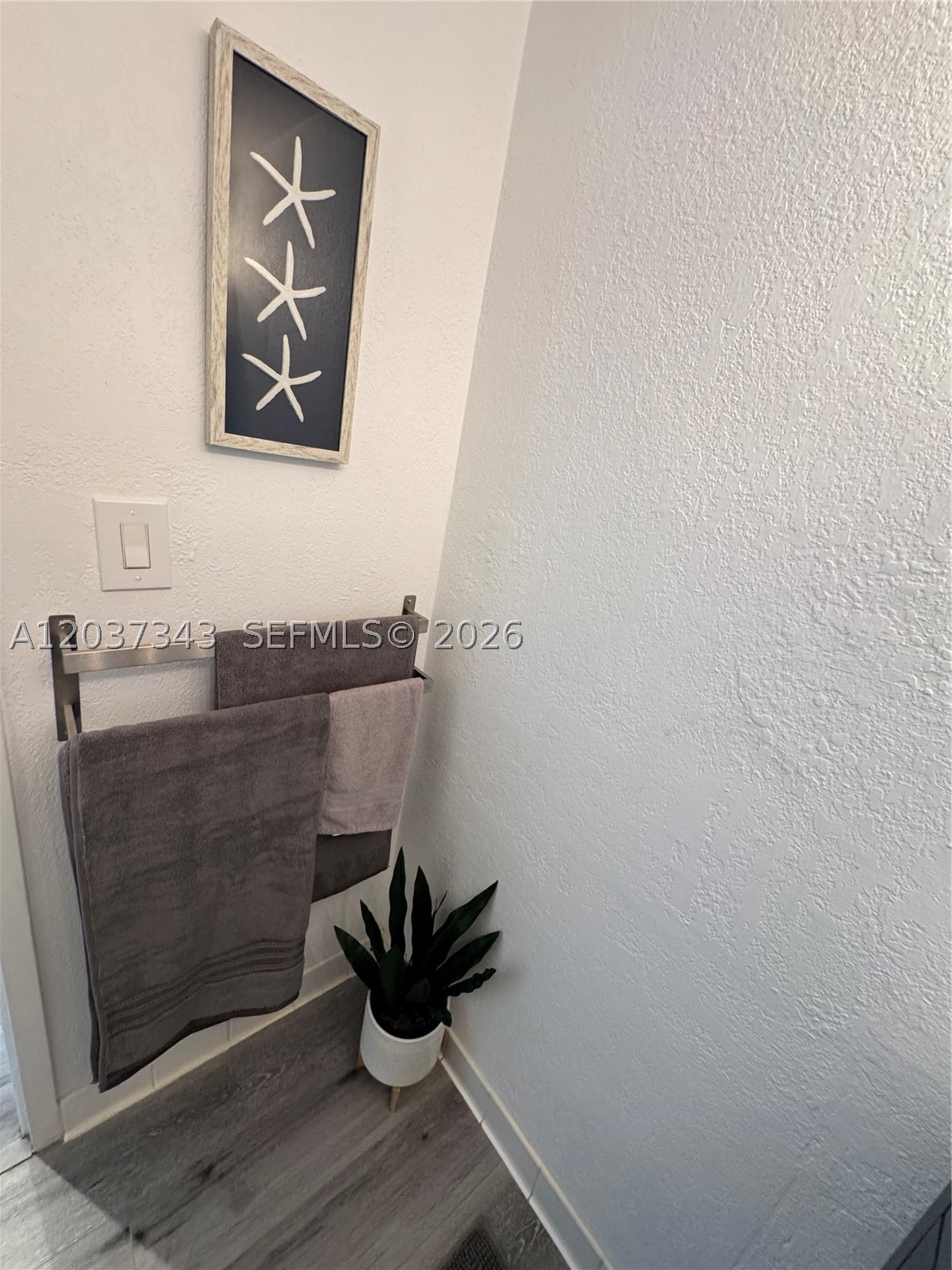 WAVE CONDO - Residential Lease