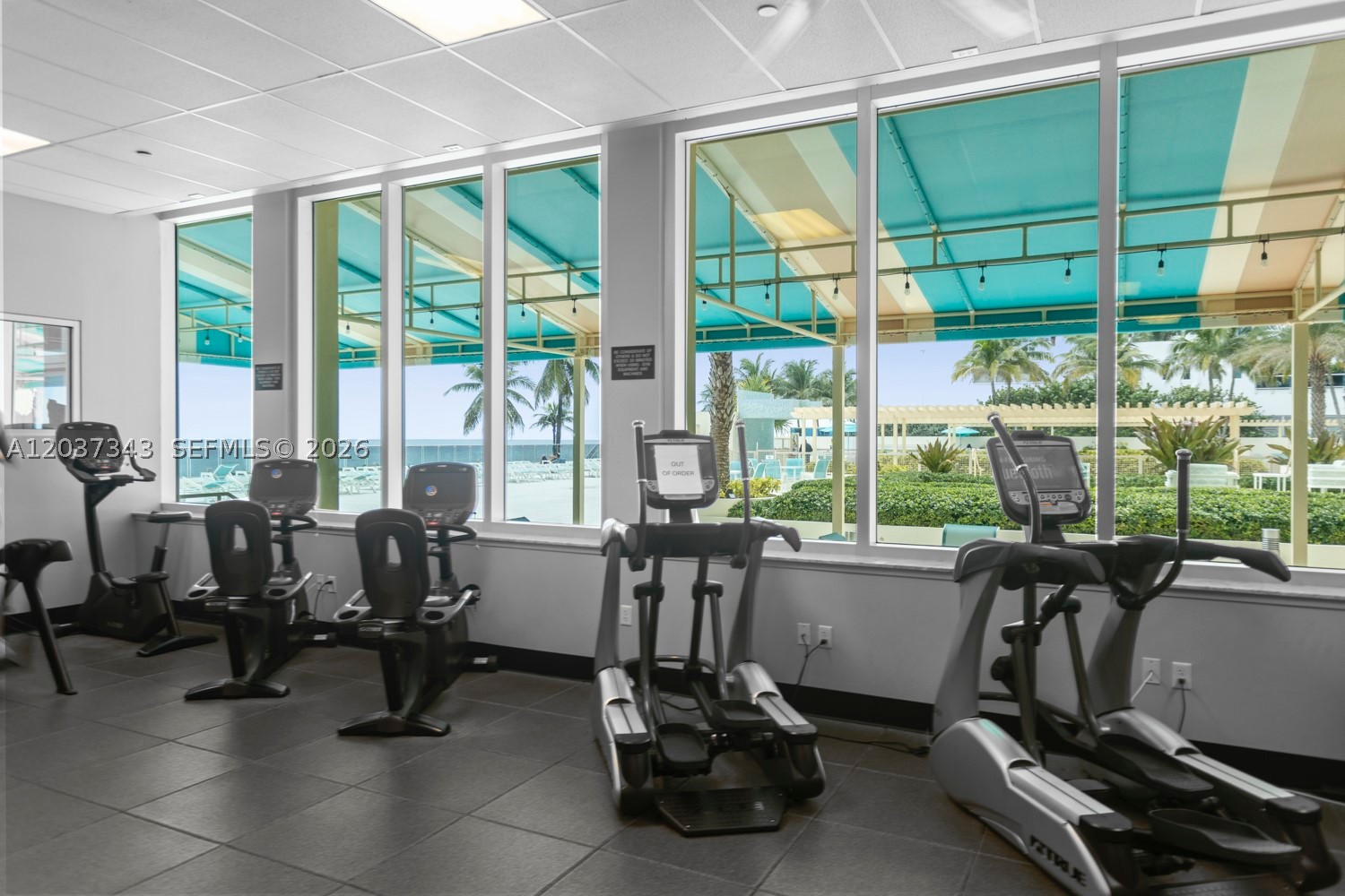 WAVE CONDO - Residential Lease