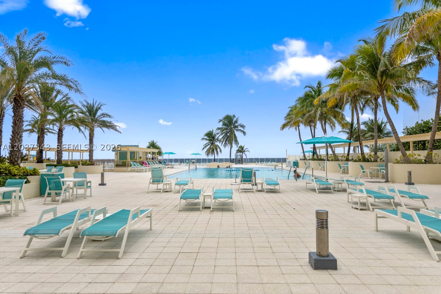 WAVE CONDO - Residential Lease
