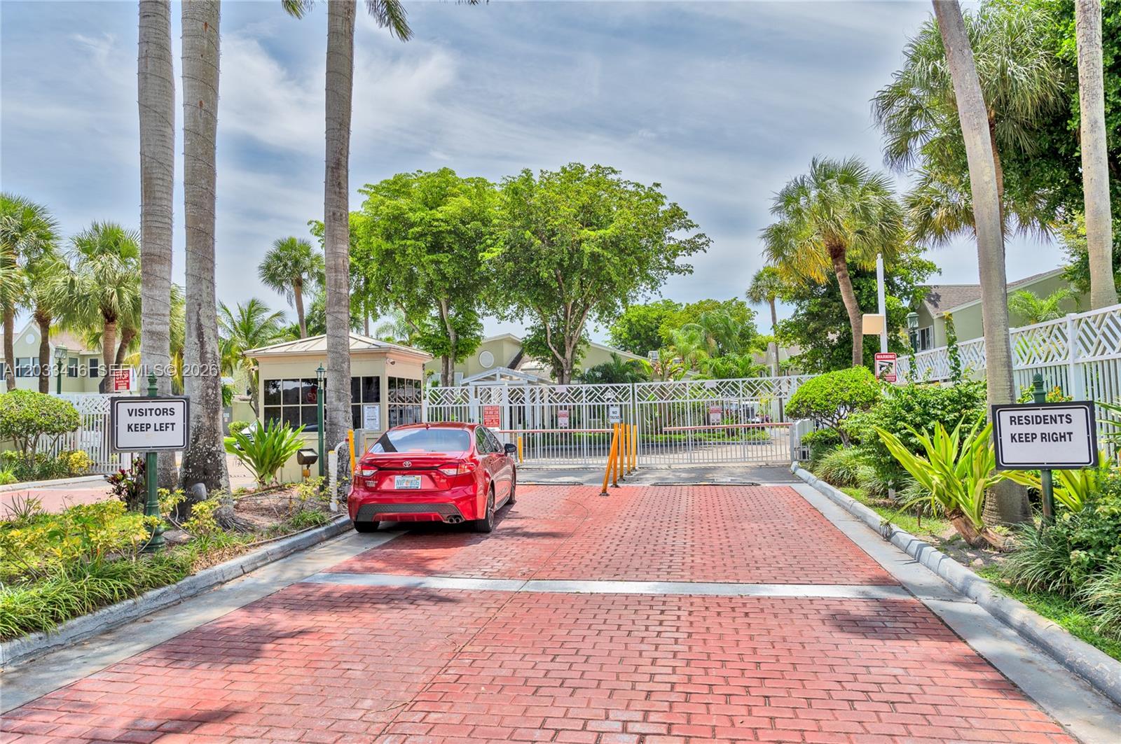 ANTIGUA AT CNTRY CLUBOF M - Residential Lease