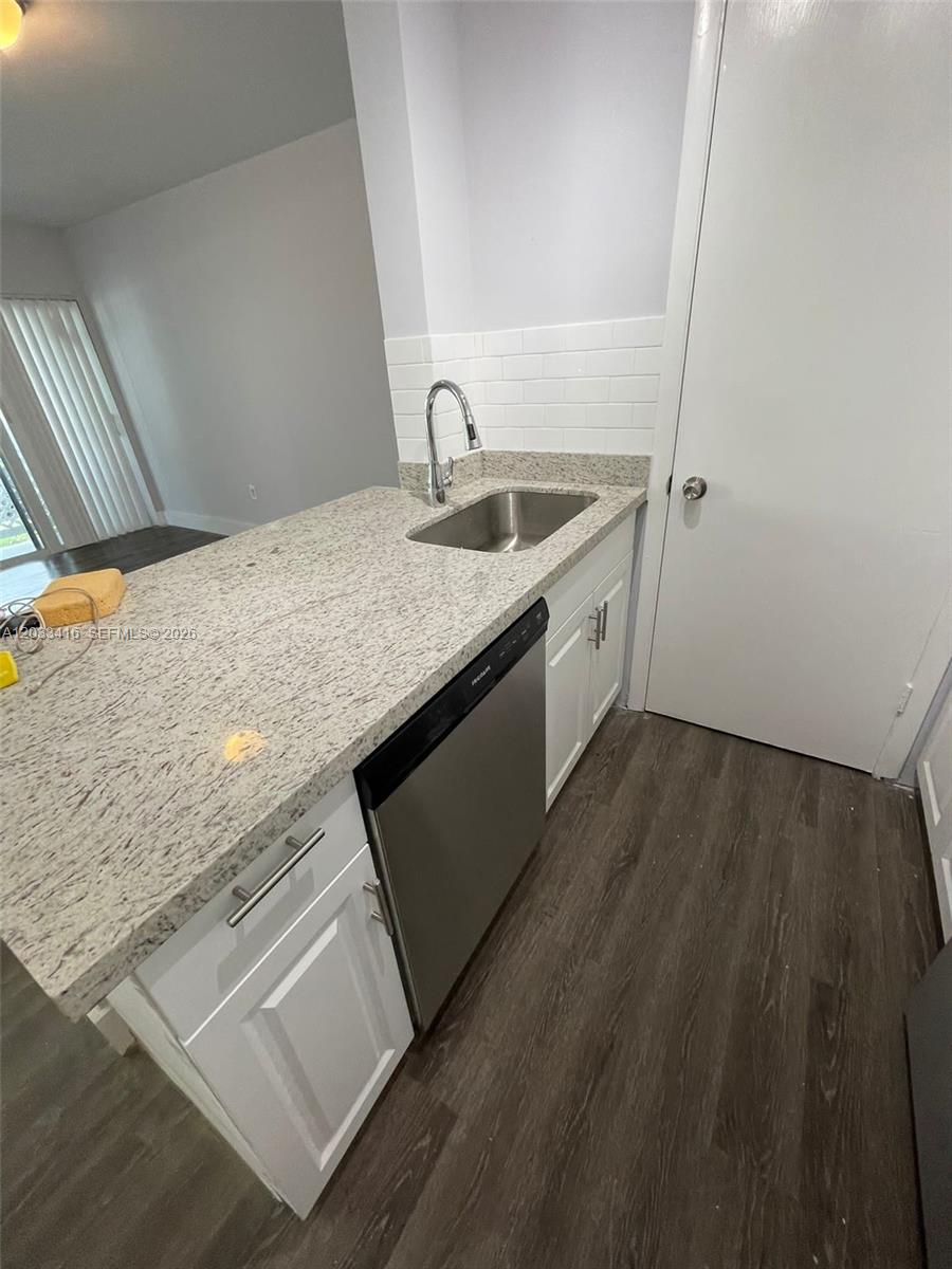 ANTIGUA AT CNTRY CLUBOF M - Residential Lease
