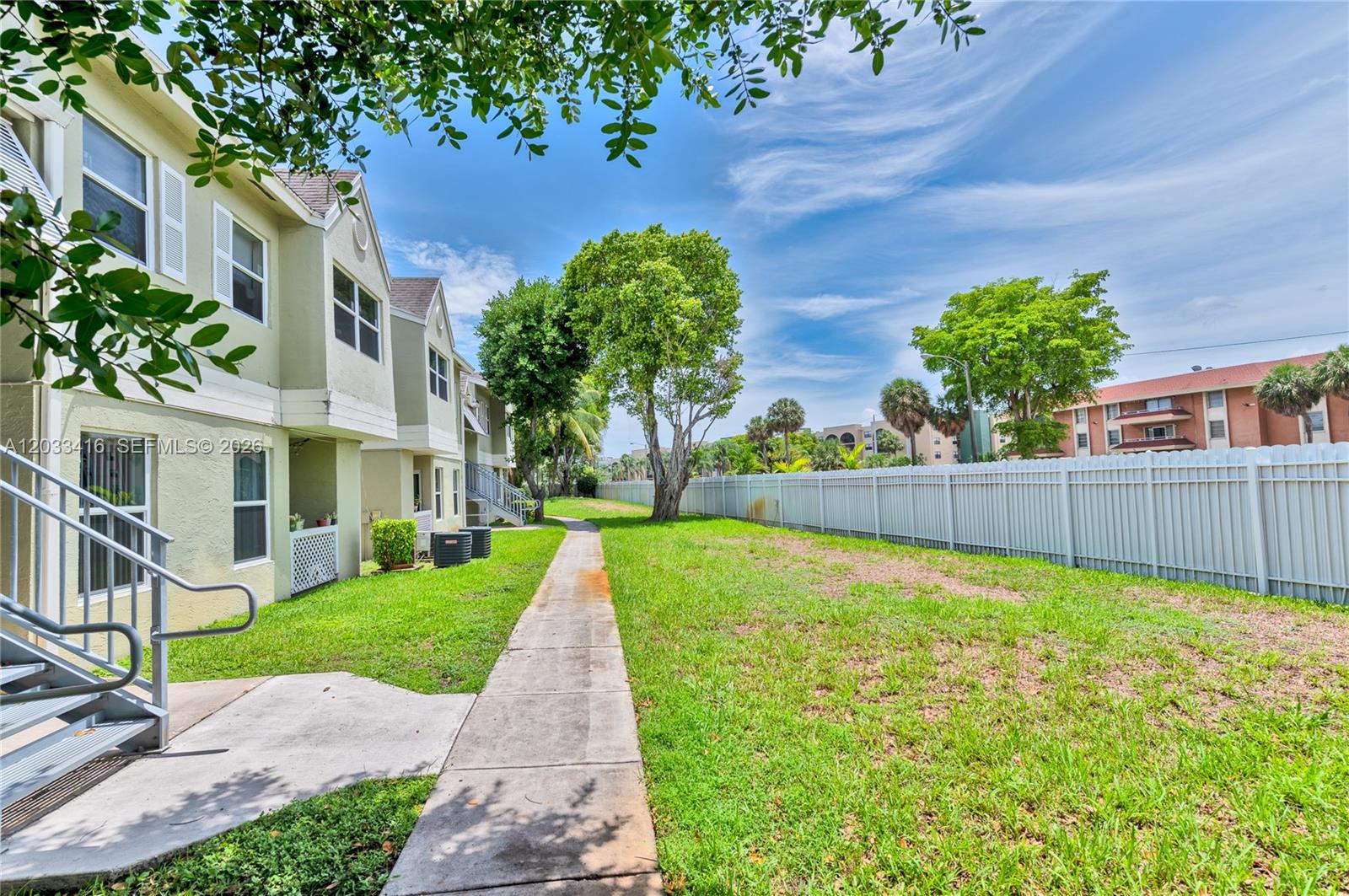 ANTIGUA AT CNTRY CLUBOF M - Residential Lease