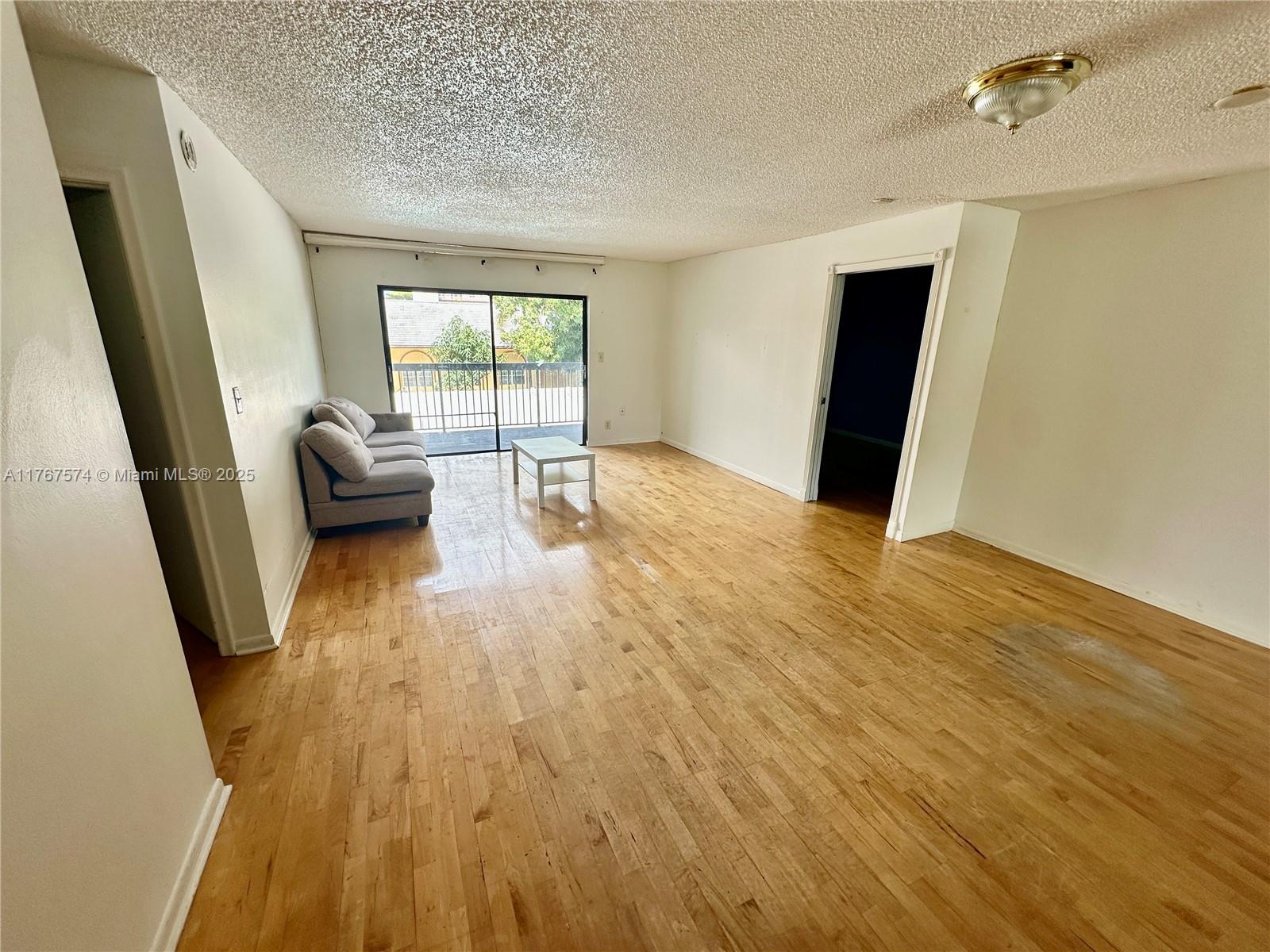 HALLANDALE GARDENS CONDO - Residential