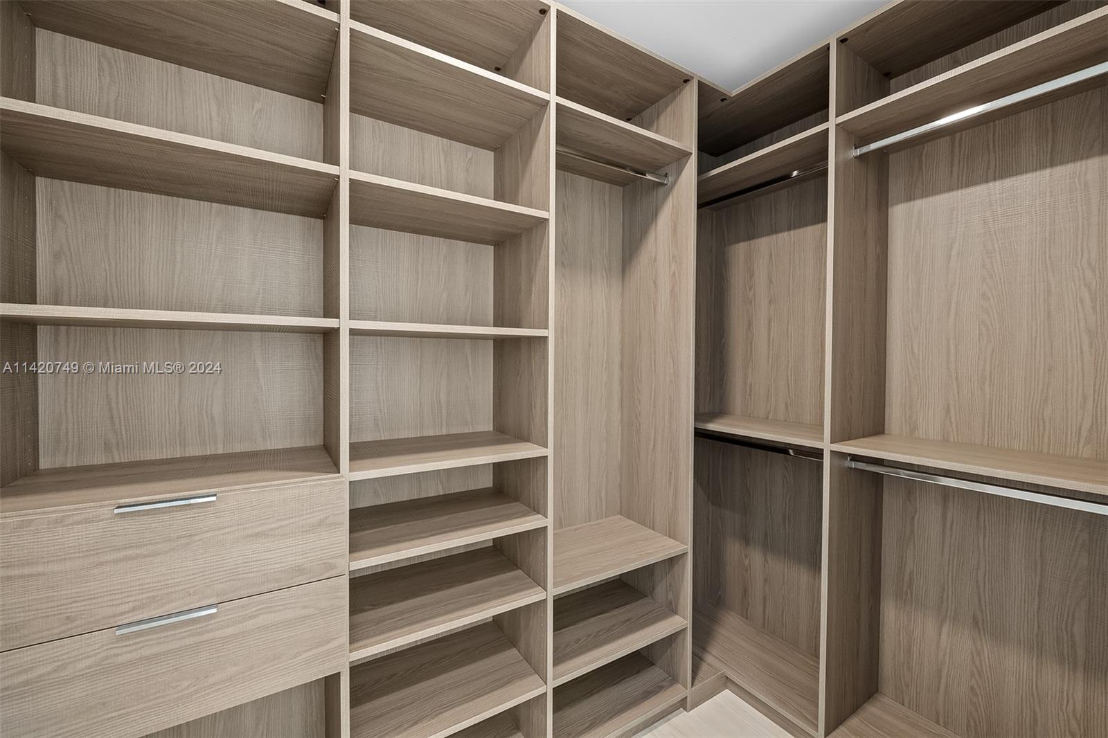 PARAMOUNT MIAMI WORLDCENT - Residential