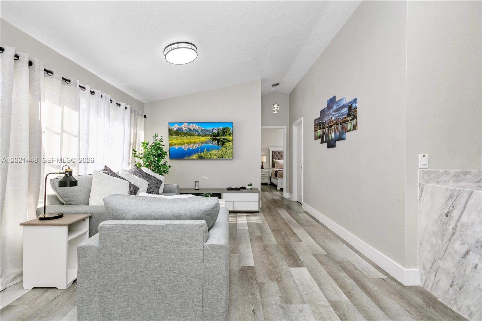 LOMA VISTA SECTION ONE - Residential