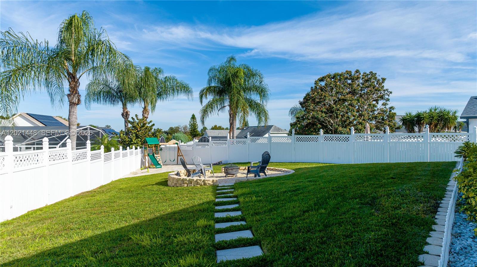 LOMA VISTA SECTION ONE - Residential