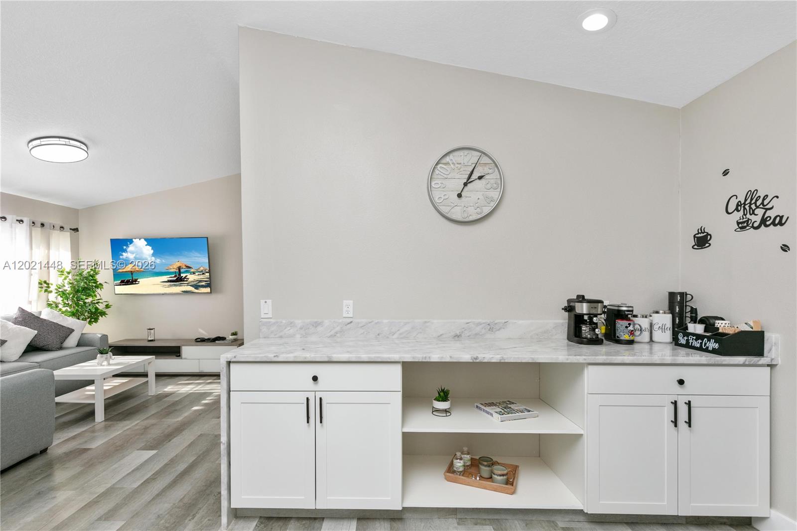 LOMA VISTA SECTION ONE - Residential