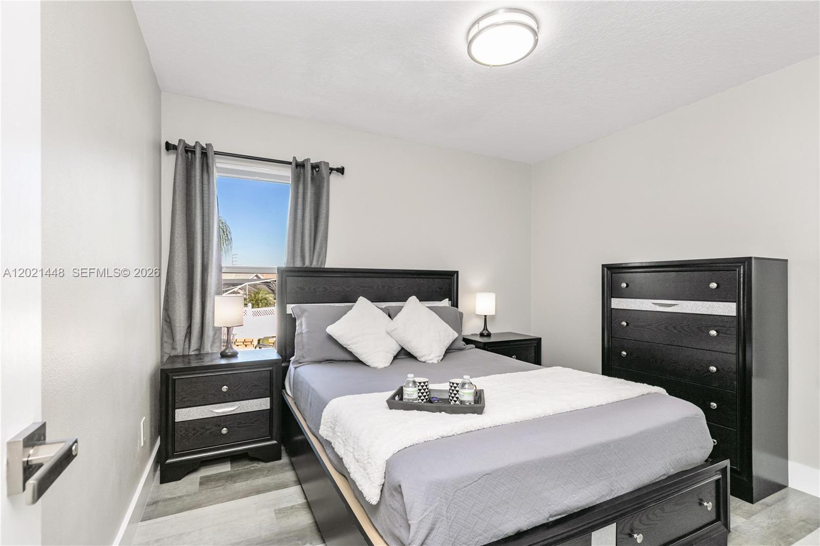 LOMA VISTA SECTION ONE - Residential