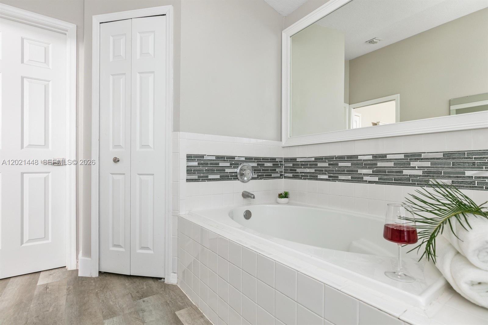 LOMA VISTA SECTION ONE - Residential