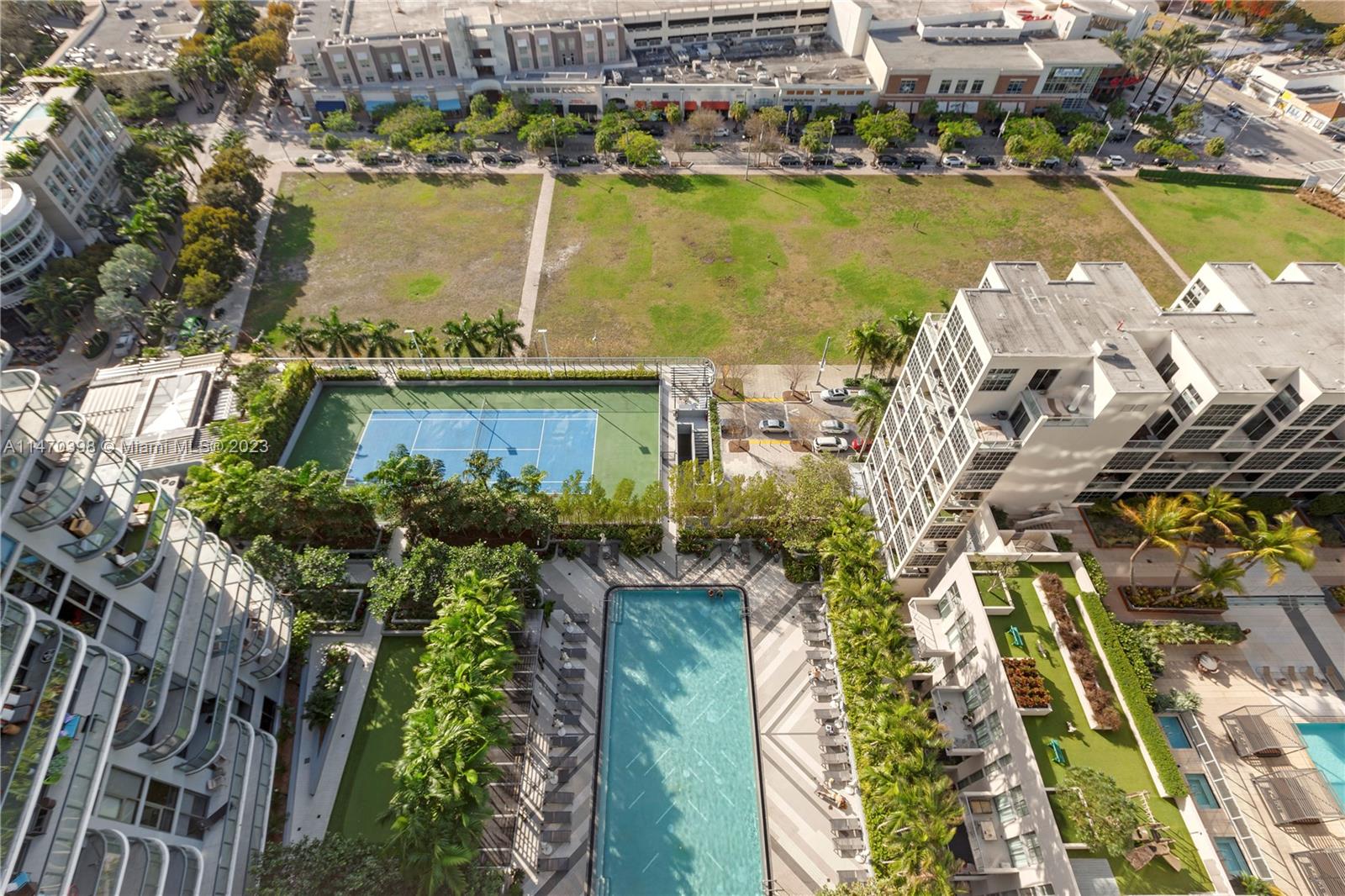 3401 MIDTOWN CONDO - Residential Lease