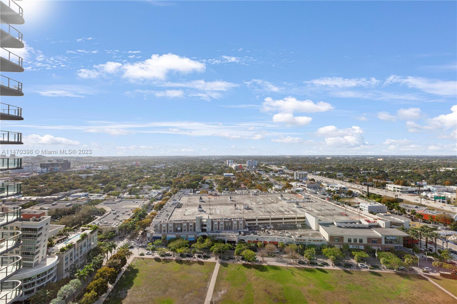 3401 MIDTOWN CONDO - Residential Lease
