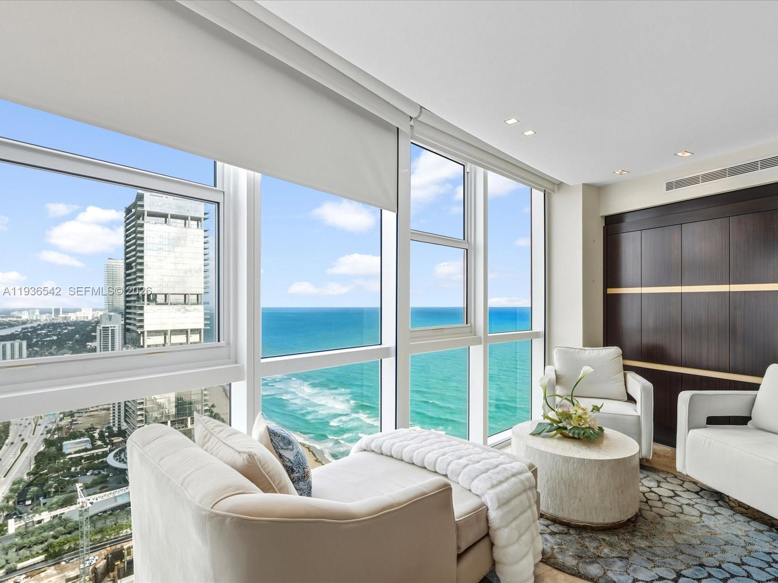 TRUMP ROYALE CONDO - Residential
